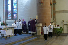 Beauftragung zu Lektorat und Akolythat in St. Marien, Volkmarsen (Foto: Karl-Franz Thiede)